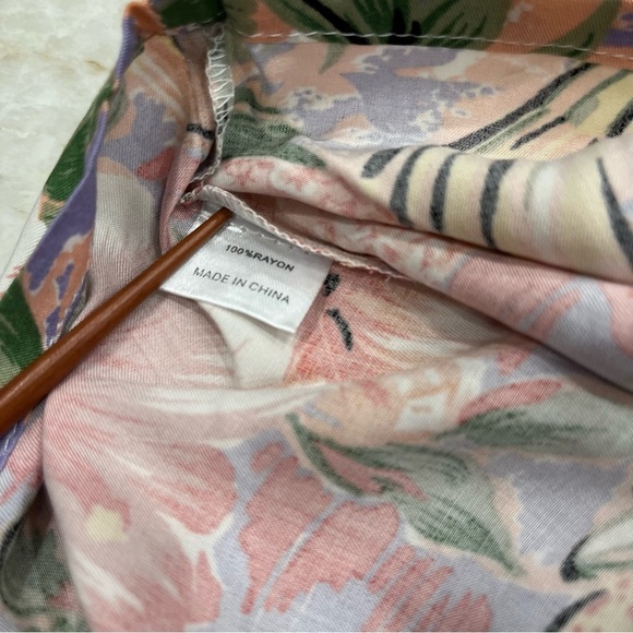 NWT LF The Brand | Hawaiian Button Down Crop‎ Top | Pink/Green | Size XS - Picture 10 of 12